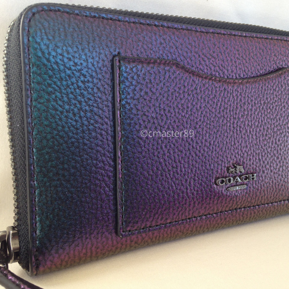 🔴SOLD🔴 Coach Hologram Pebbled Leather Wallet - Picture 3 of 8